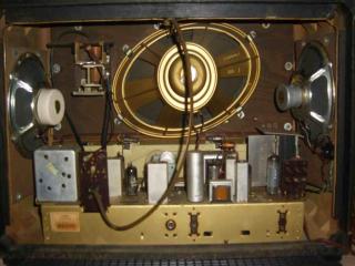 Grundig-3045W-3D Klang-Chassis